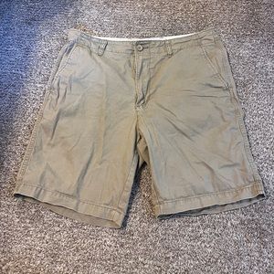 Old Navy Lived-In Straight Shorts